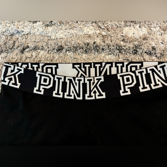 PINK LEGGINGS/ YOGA PANTS🖤SIZE SMALL - Picture 4 of 5